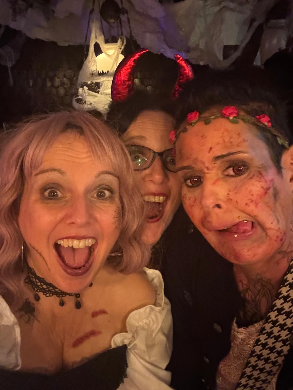 Moonlight Lounge - WhatsApp Image 2026-01-04 at 22.54.26 (6).jpeg